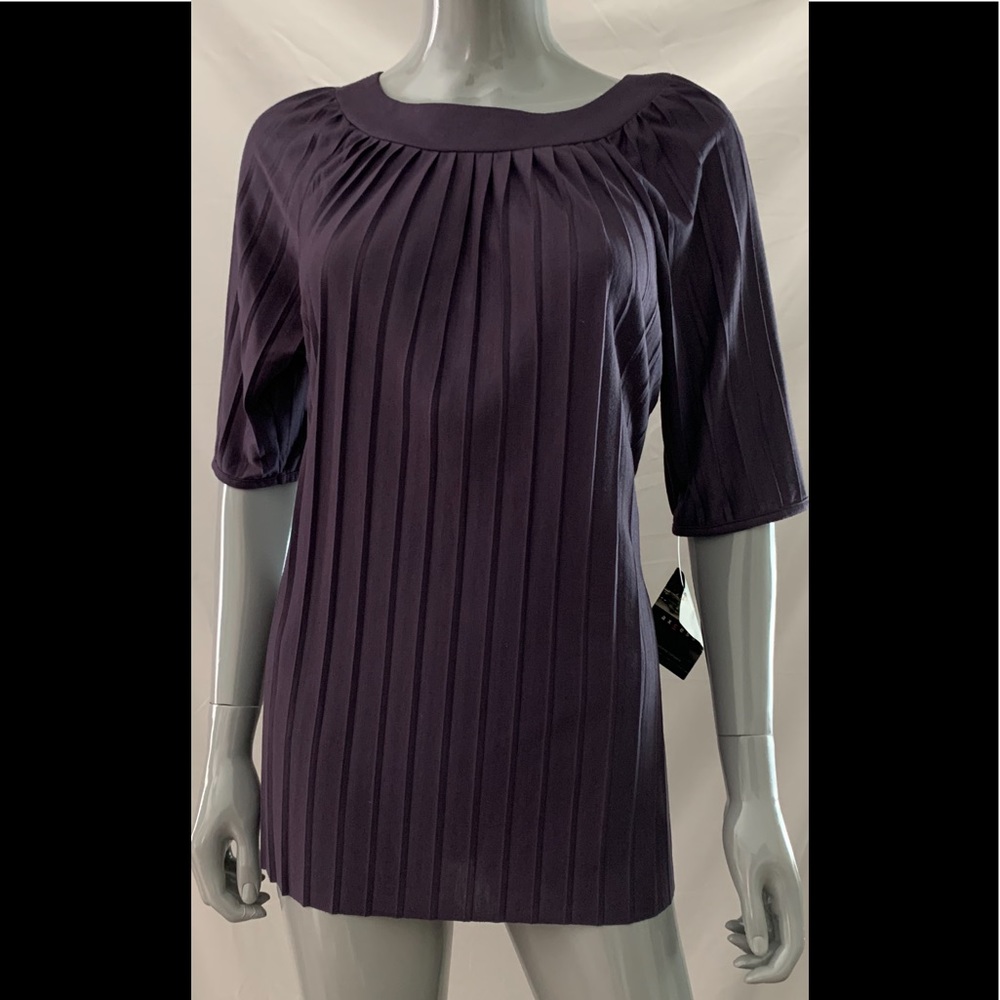 Axcess/ Liz Claiborne Ribbed Short Sleeve shirt